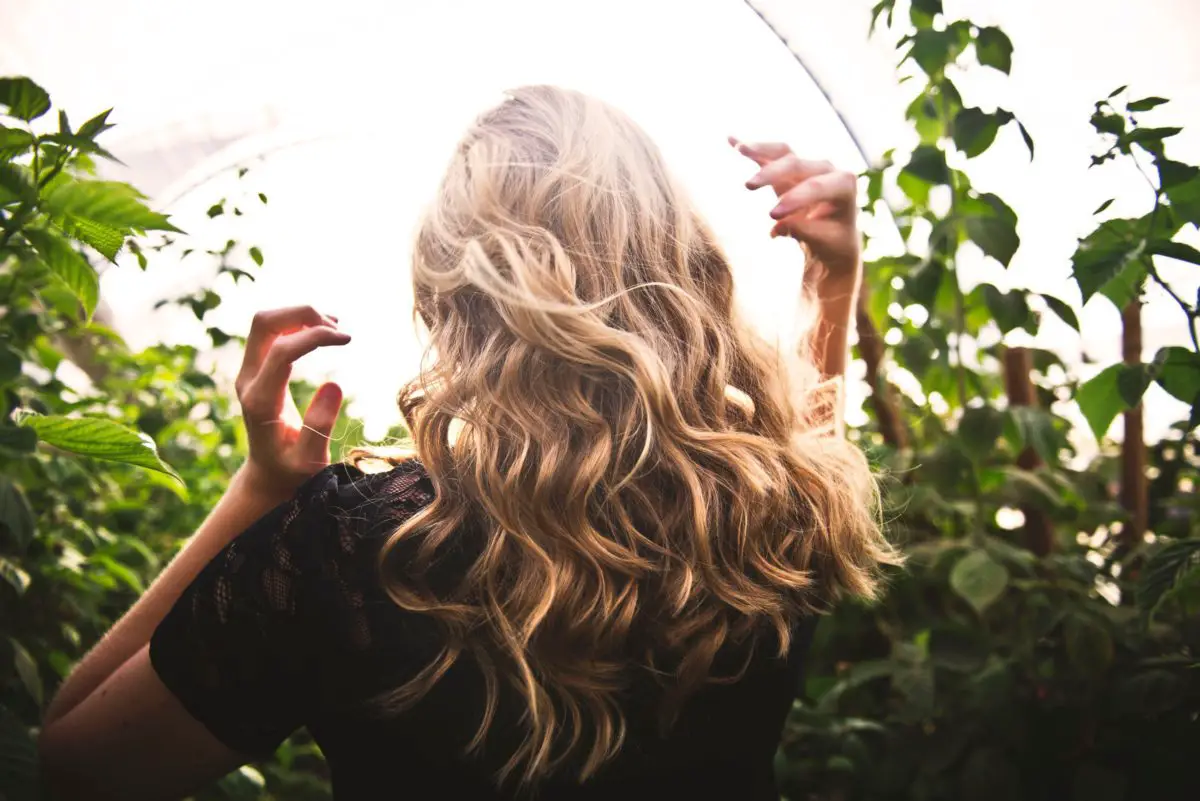 The Pros and Cons of Layered Hair