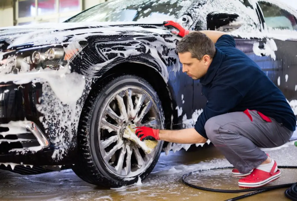 car wash with shampoo